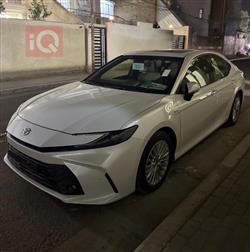 تۆیۆتا کامری